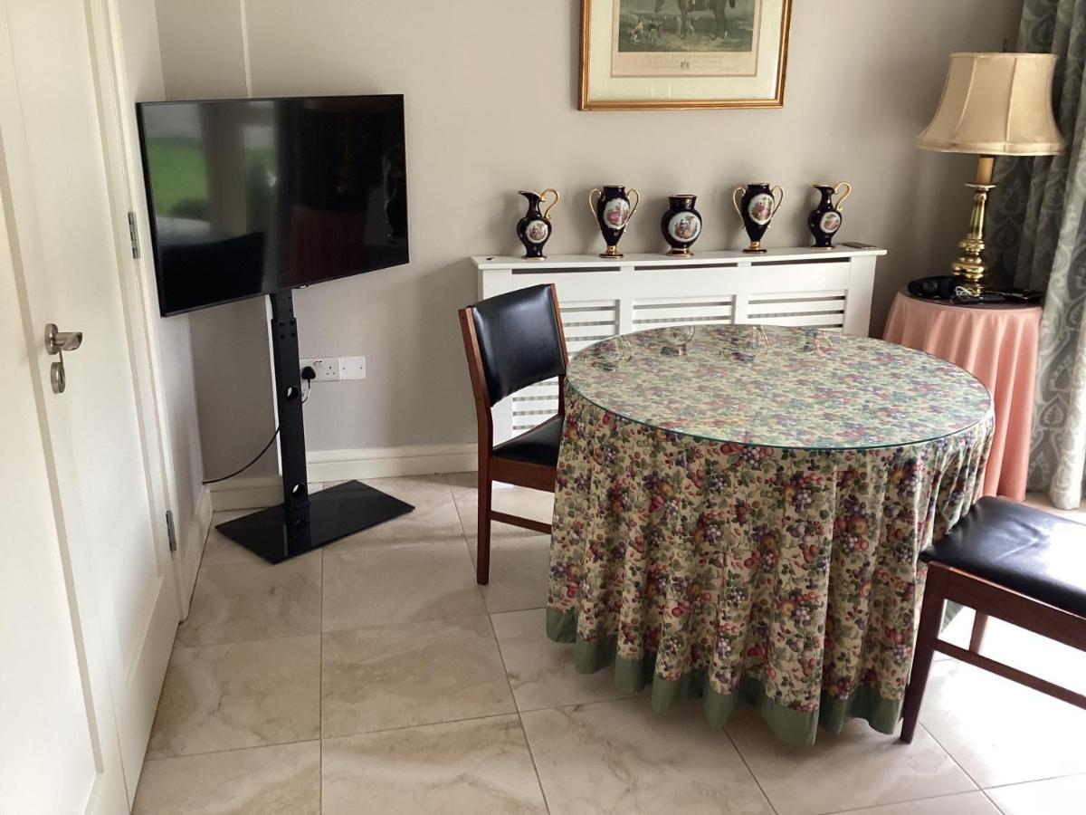 4 Cois Glaisin View *